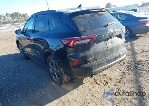 2024 Ford Escape St-Line z USA, uszkodzony, nr VIN 1FMCU9MN3RUB35549